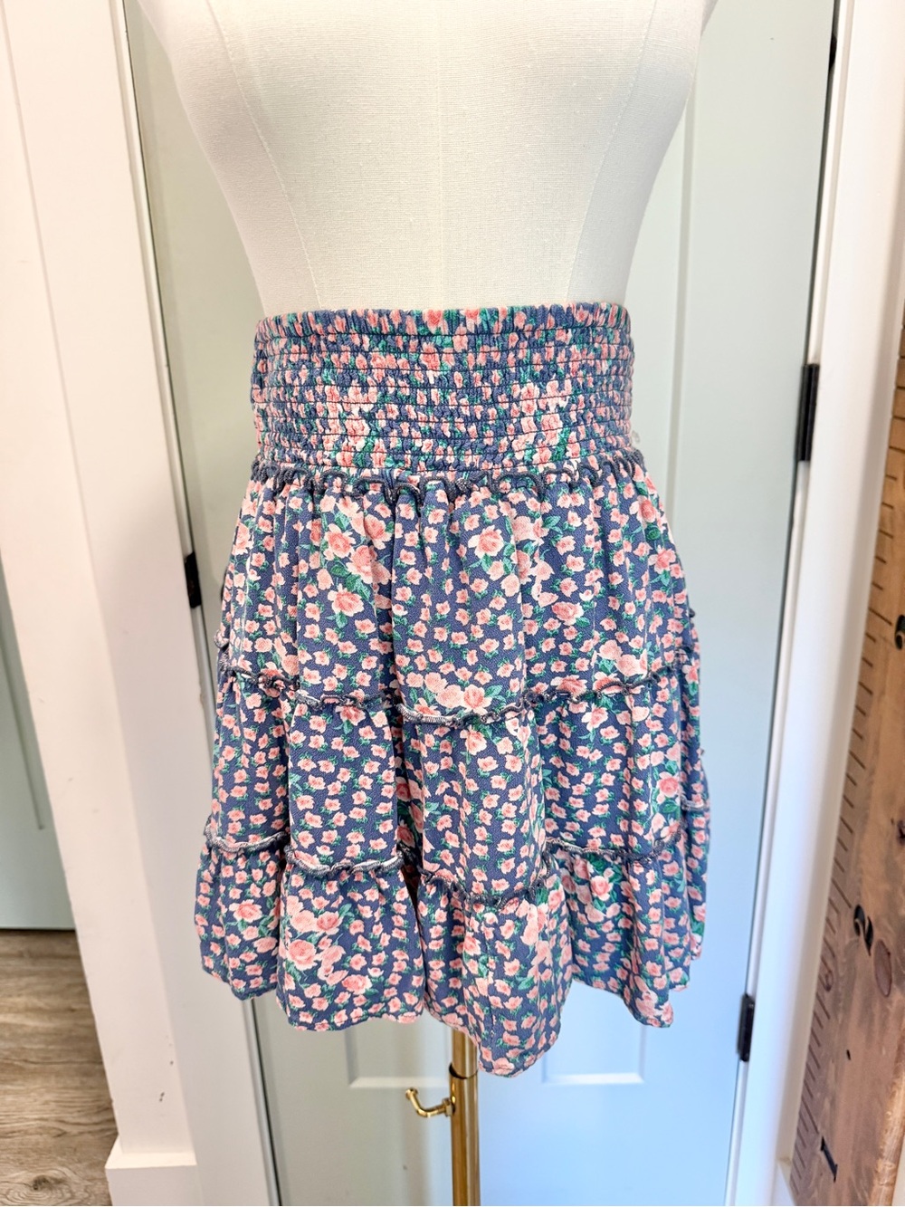 American Eagle Tiered Mini Skirt Ditsy Floral Coquette Garden Fairy Feminine